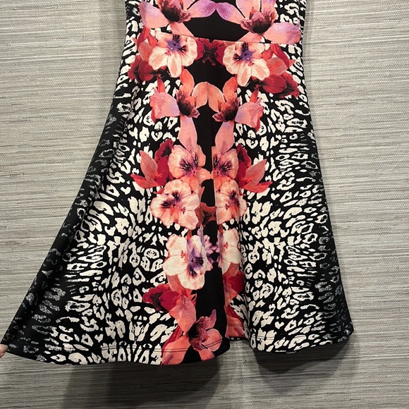 Tropical floral leopard fit and flare dress - Picture 3 of 3